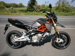 APRILIA DORSODURO blue