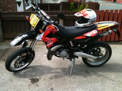 APRILIA MX 125 green