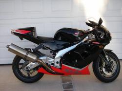 APRILIA RSV MILLE red