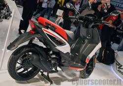 aprilia sr motard 125