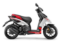 APRILIA SR MOTARD 125 red