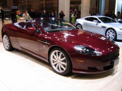 ASTON MARTIN DB9 red