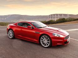 ASTON MARTIN DB9 red