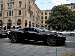 ASTON MARTIN DBS BLACK silver