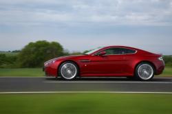 ASTON MARTIN VANTAGE red