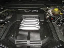 AUDI 100 engine