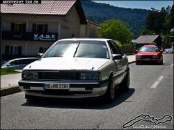 AUDI 200 white