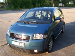 AUDI A2 1.2 black