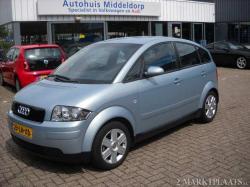 AUDI A2 1.2 blue