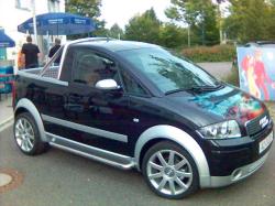 AUDI A2 1.2 brown