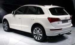 AUDI Q5 white