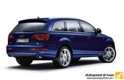 AUDI Q7 blue