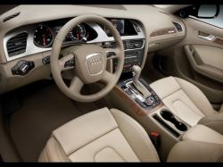 AUDI QUATTRO interior