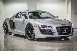 AUDI R8 4.2 silver