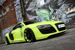 AUDI R8 green