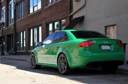 AUDI RS 6 green