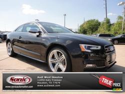 AUDI S5 3.0 black