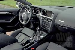 AUDI S5 interior