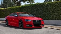 AUDI S5 red