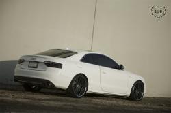 AUDI S5 white