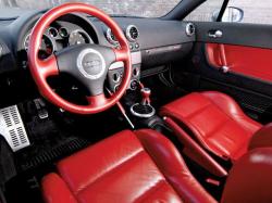 AUDI TT 1.8 interior