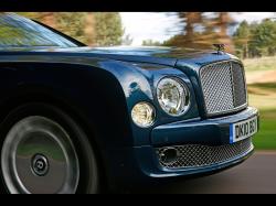 BENTLEY MULSANNE blue