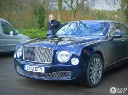 BENTLEY MULSANNE red