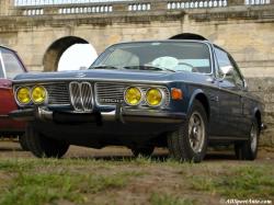 BMW 2800 black