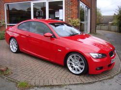 BMW 335 red