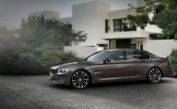 BMW 7 HYBRID brown