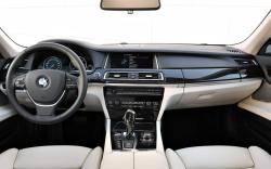 BMW 7 HYBRID interior