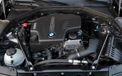 BMW 8 SERIES engine