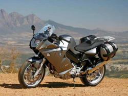 BMW F 800 ST silver