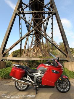 BMW K 1300 GT red