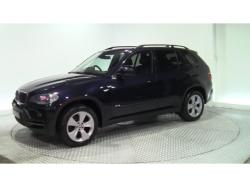 BMW X5 3.0 red