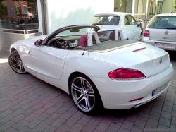 bmw z4 23i