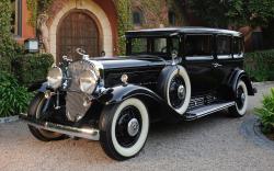 CADILLAC V16 black