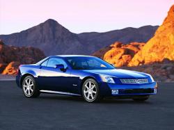 CADILLAC XLR blue