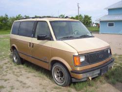 CHEVROLET ASTRO 4X4 black