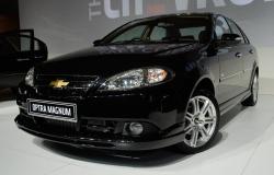 CHEVROLET AVEO black