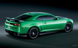 CHEVROLET CAMARO green