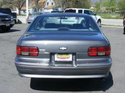 CHEVROLET CAPRICE CLASSIC silver