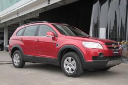 CHEVROLET CAPTIVA red