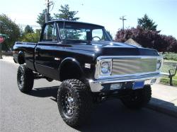 CHEVROLET CHEYENNE 4X4 interior