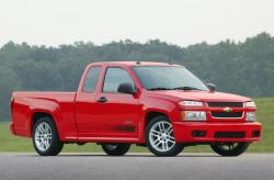 CHEVROLET COLORADO red