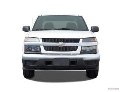 CHEVROLET COLORADO white