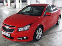 CHEVROLET CRUZE 1.6 red