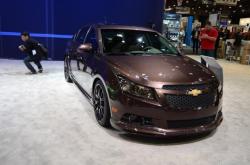 CHEVROLET CRUZE brown