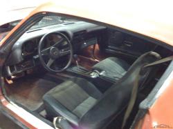 CHEVROLET NOVA 2 interior