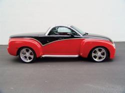 CHEVROLET SSR red